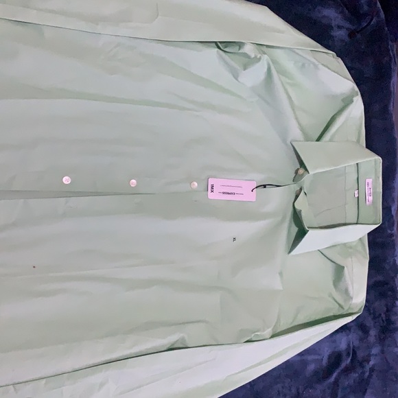 Brand new shirt - Picture 3 of 3